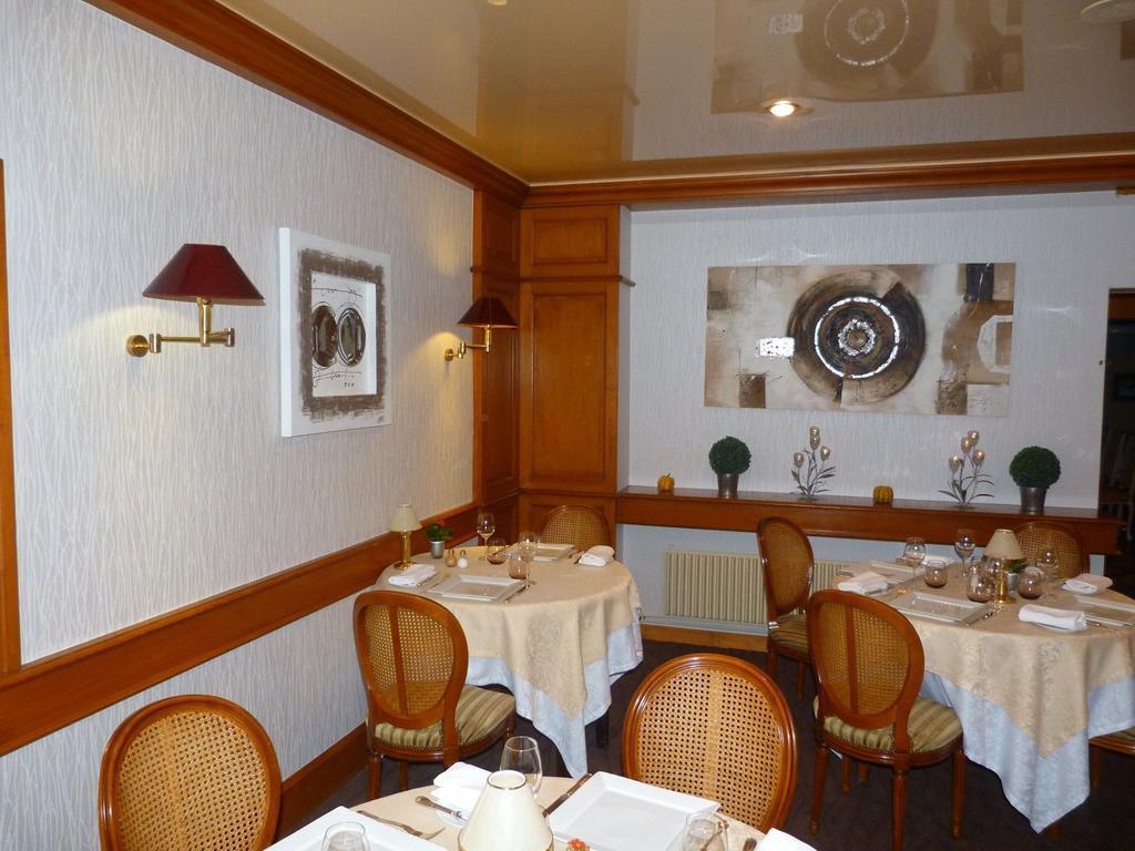 Hotel Le Gue Du Holme Saint-Quentin-sur-le-Homme Esterno foto
