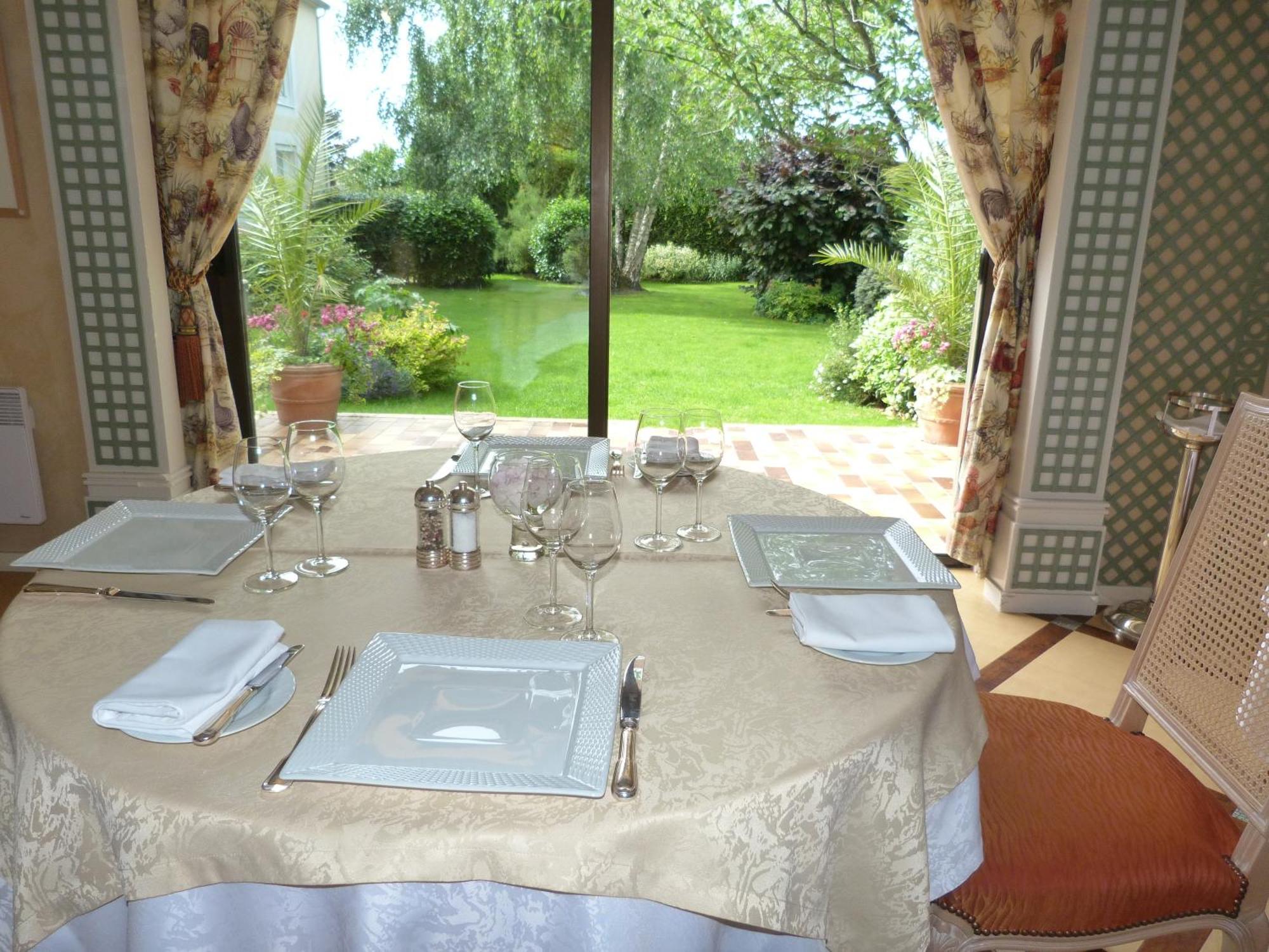 Hotel Le Gue Du Holme Saint-Quentin-sur-le-Homme Esterno foto