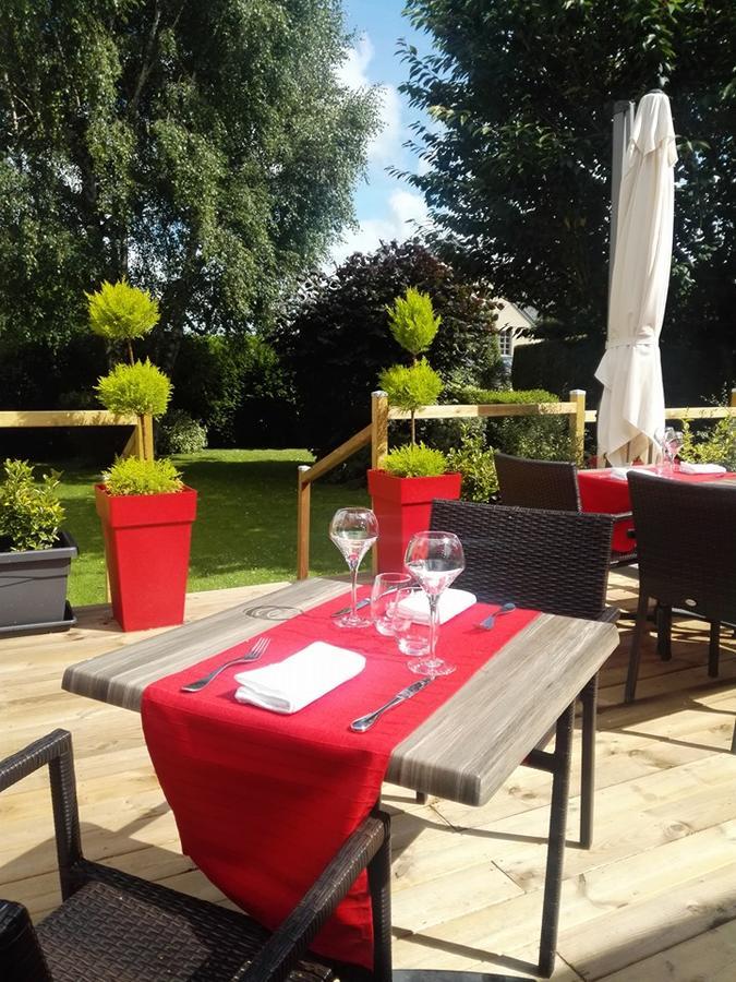 Hotel Le Gue Du Holme Saint-Quentin-sur-le-Homme Esterno foto