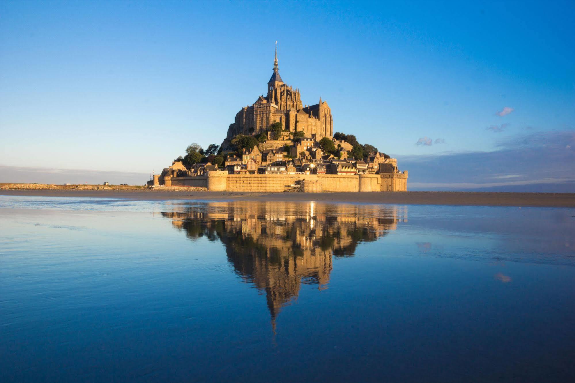 Hotel Le Gue Du Holme Saint-Quentin-sur-le-Homme Esterno foto